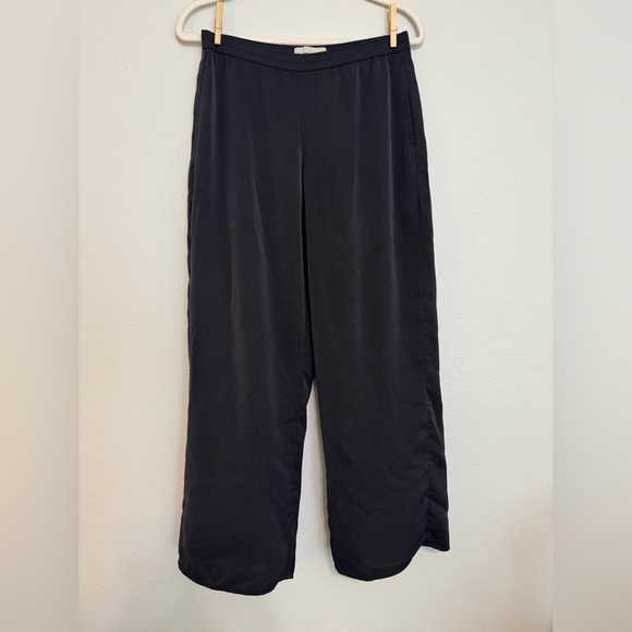 Abercrombie & Fitch Lightweight Pull On Wide Leg Pants - Picture 1 of 3
